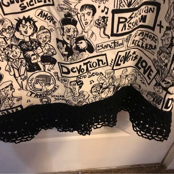 Dolce & Gabbana Monochrome Dress with Crocheted Details - Picture 3 of 6